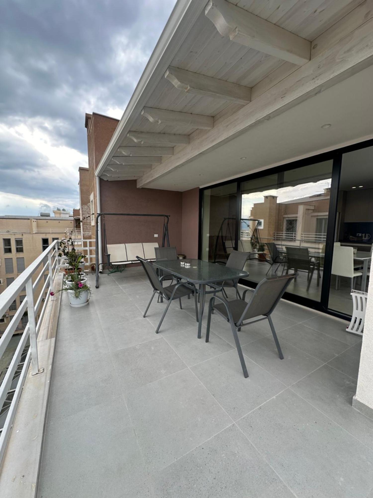 Best View Apartment Vlorë Eksteriør bilde